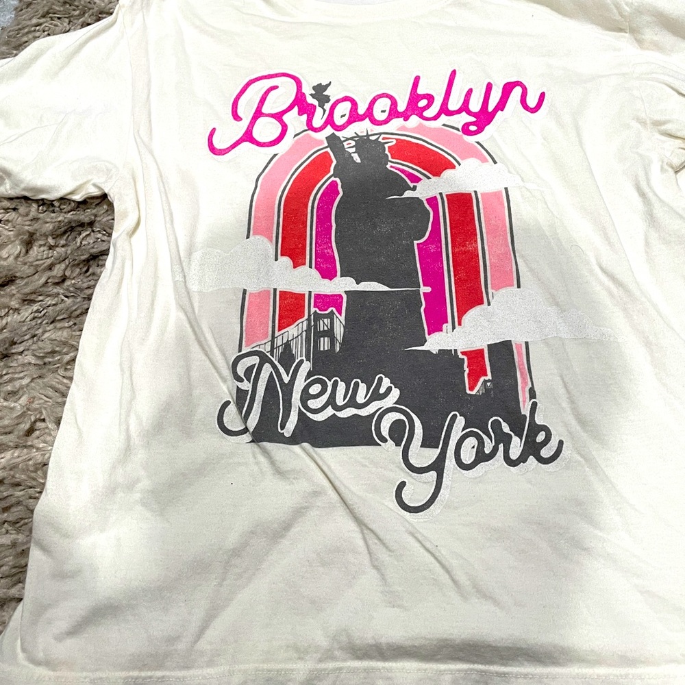 Anthroplogie Brooklyn  T-shirt